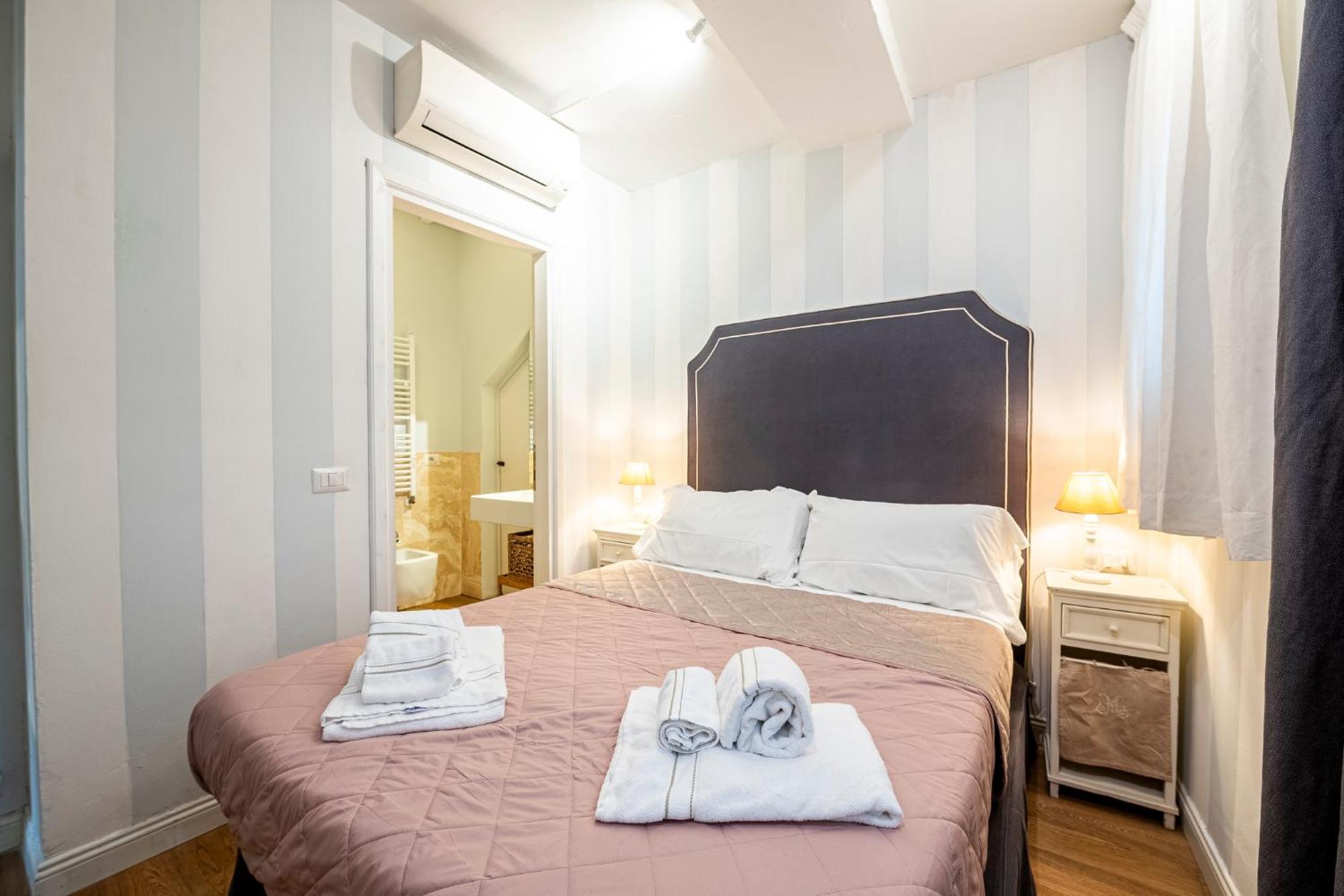 Suite In Pz. Michelangelo: Due Camere Con Due Bagni ฟลอเรนซ์ ภายนอก รูปภาพ